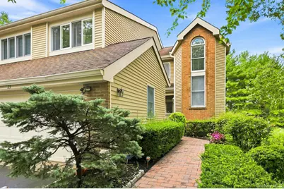 23 Willow Ridge Drive, Smithtown, NY 11787 - Photo 2