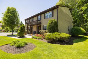 414 Pawnee Ct, Suffern, NY 10901 - Photo 4