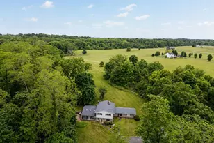21 Courts Ln, Hudson, NY 12534 - Photo 2