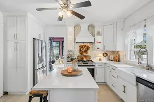 68 Lincoln Ave, Sayville, NY 11782 - Photo 14