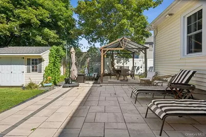 68 Lincoln Avenue, Sayville, NY 11782 - Photo 32