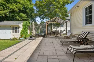 68 Lincoln Ave, Sayville, NY 11782 - Photo 32