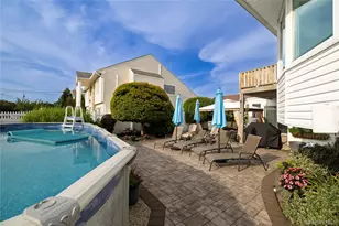 85 Jeffery Ln, Oceanside, NY 11572 - Photo 32