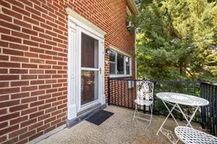 4 Charter Cir, Ossining, NY 10562 - Photo 2
