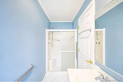 96 Oak Street, Centereach, NY 11720 - Photo 34
