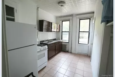 1881 Putnam Avenue, Ridgewood, NY 11385 - Photo 2