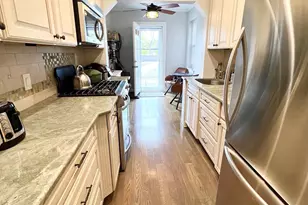 104 S Village Ave, Rockville Centre, NY 11570 - Photo 6