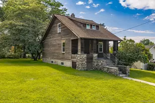 256 Cottage St, Middletown, NY 10940 - Photo 2
