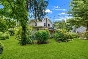 187 Oak St, Medford, NY 11763 - Photo 4