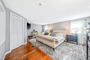187 Oak St, Medford, NY 11763 - Photo 36