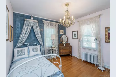 3324 214th Street, Bayside, NY 11361 - Photo 18