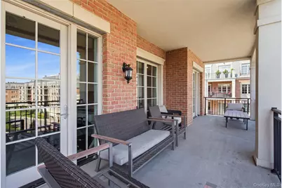 3000 Royal Court #3206, North Hills, NY 11040 - Photo 28
