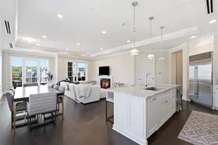 3000 Royal Ct, North Hills, NY 11040 - Photo 14