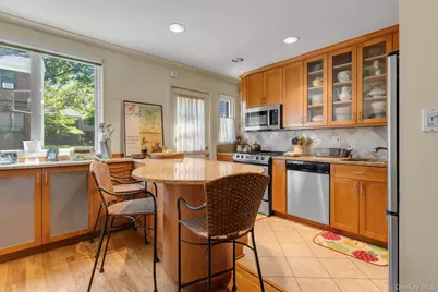 68-89 218th Street #Duplex, Oakland Gardens, NY 11364 - Photo 4