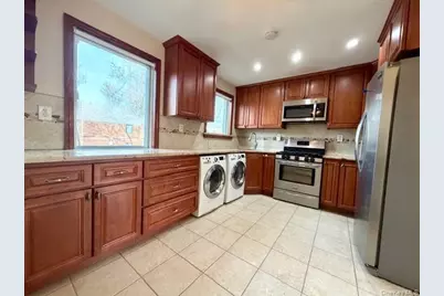 216-37 68th Avenue #Upper, Oakland Gardens, NY 11364 - Photo 6
