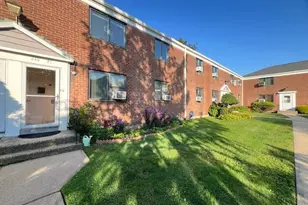 216-37 68th Ave, Oakland Gardens, NY 11364 - Photo 2