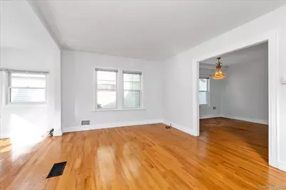 70-15 Manse Street, Forest Hills, NY 11375 - Photo 6