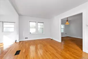 70-15 Manse St, Forest Hills, NY 11375 - Photo 6