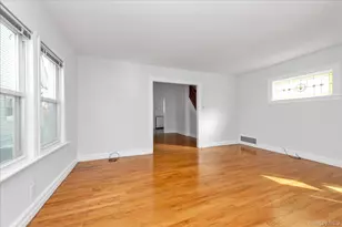 70-15 Manse St, Forest Hills, NY 11375 - Photo 4