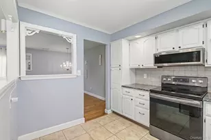 1604 Church St, Holbrook, NY 11741 - Photo 14