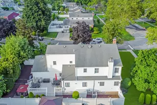 14 Arthur St, Farmingdale, NY 11735 - Photo 4
