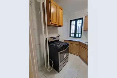 1503 Metropolitan Avenue #2F, Bronx, NY 10462 - Photo 10