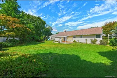 20 Sprucetree Lane, South Huntington, NY 11746 - Photo 22