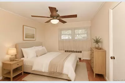 20 Sprucetree Lane, South Huntington, NY 11746 - Photo 10