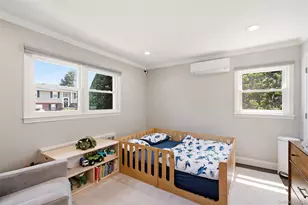 430 Hilda St, East Meadow, NY 11554 - Photo 6