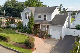 139 Smith St, Amityville, NY 11701 - Photo 30