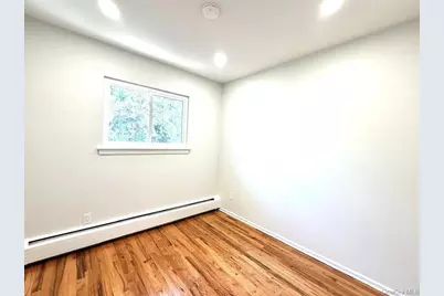 65 Florida Avenue, Island Park, NY 11558 - Photo 8