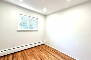 65 Florida Ave, Island Park, NY 11558 - Photo 8