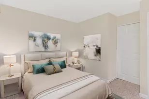9 Wyndover Woods Ln, White Plains, NY 10603 - Photo 2