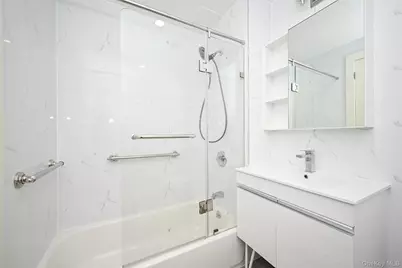 144-27 Sanford Avenue #5K, Flushing, NY 11355 - Photo 14