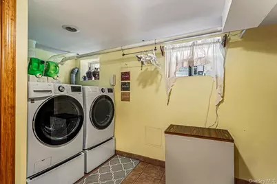 138 Locust Street, Garden City, NY 11530 - Photo 20