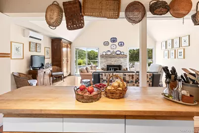 59 Isle Of Wight Road, East Hampton, NY 11937 - Photo 16