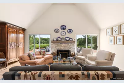 59 Isle Of Wight Road, East Hampton, NY 11937 - Photo 14