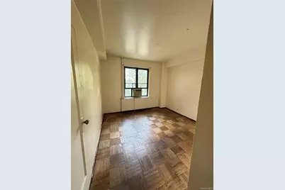 1579 Metropolitan Avenue #6H, Bronx, NY 10462 - Photo 12