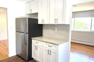 65 Florida Ave, Island Park, NY 11558 - Photo 4