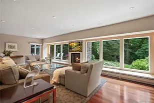 18 Lake Rd, Great Neck, NY 11020 - Photo 6