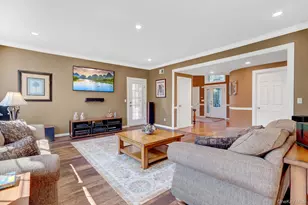 3 Sherwood Dr, Shoreham, NY 11786 - Photo 16