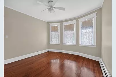1125 Victory Boulevard, New York, NY 10301 - Photo 12