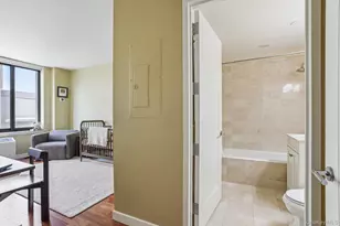 10 City Pl, White Plains, NY 10601 - Photo 26