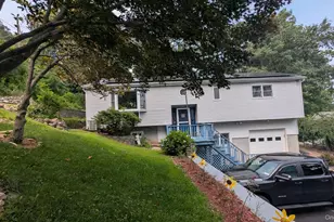 21 Kleitz Ave, Highland Falls, NY 10928 - Photo 2
