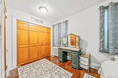 750 Howard Avenue, Copiague, NY 11726 - Photo 18