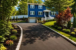 32 & 34 Oakwood Rd, Huntington, NY 11743 - Photo 8