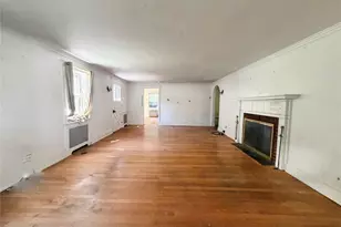 75 Old Field Rd, East Setauket, NY 11733 - Photo 8