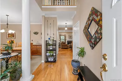 3 Arielle Court, Hauppauge, NY 11749 - Photo 2