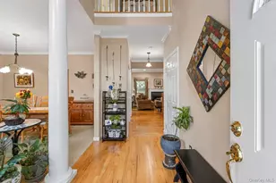 3 Arielle Ct, Hauppauge, NY 11749 - Photo 2