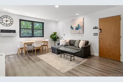 58 09 246th Crescent #upper unit, Douglaston, NY 11362 - Photo 2